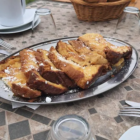 La Parenthese לינה וארוחת בוקר