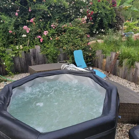 Bed & Breakfast La Parenthèse 3*